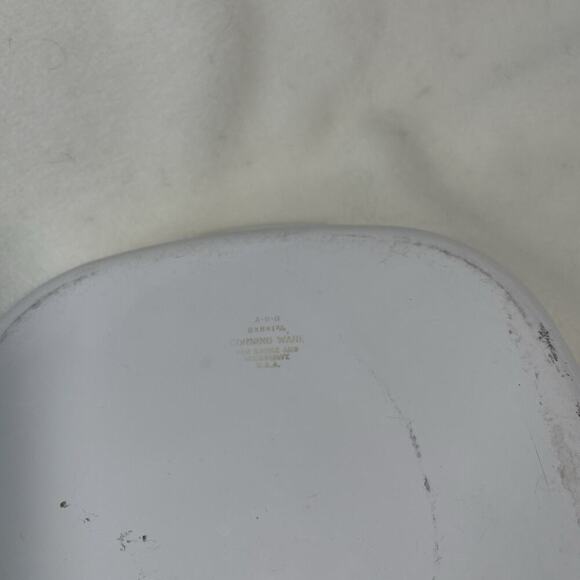 Corningware A-8-B Blue Shell Oil Medallion Casserole Dish with A-9-C Lid - Picture 4 of 6